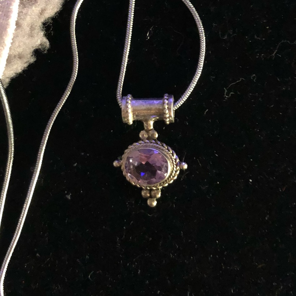 Sterling Silver Necklace/Pendant W/Amethyst